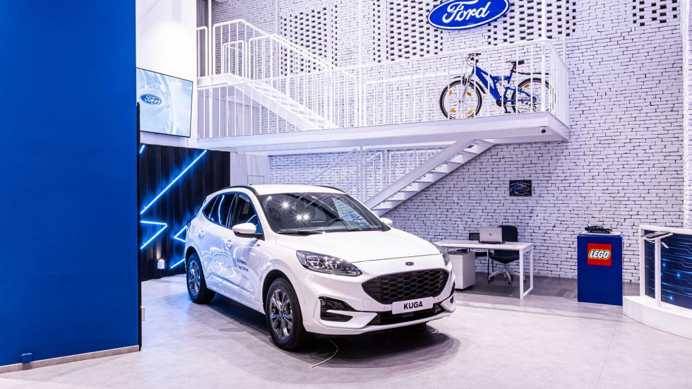 Νέα μοντέλα και ψηφιακές εμπειρίες στο κατάστημα της Ford στο Mall
